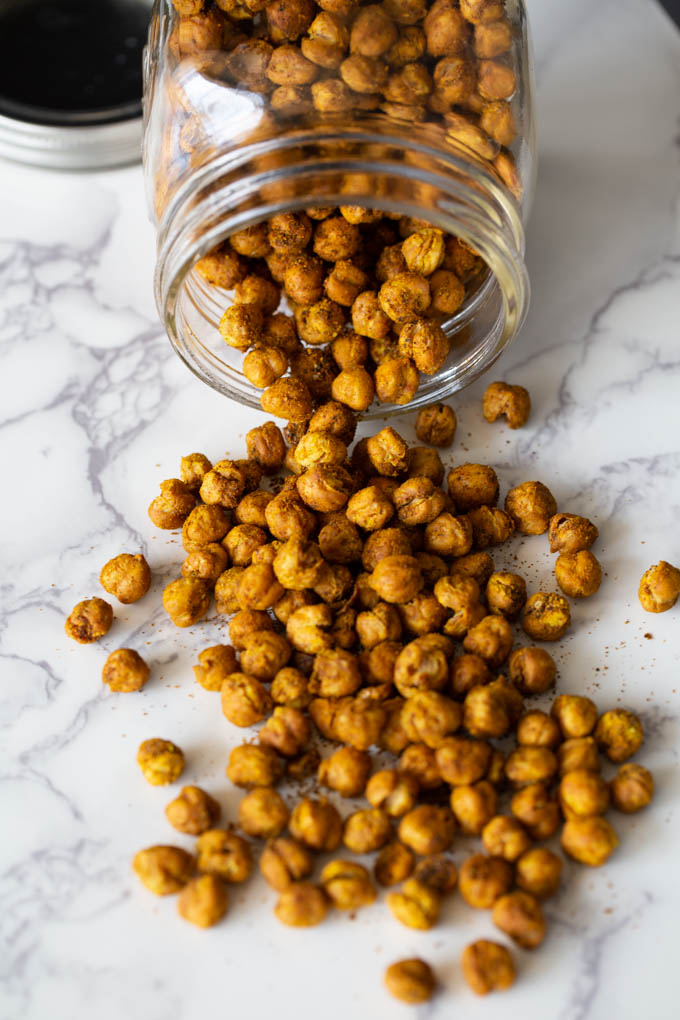 Crunchy Chickpeas with Warming Spices